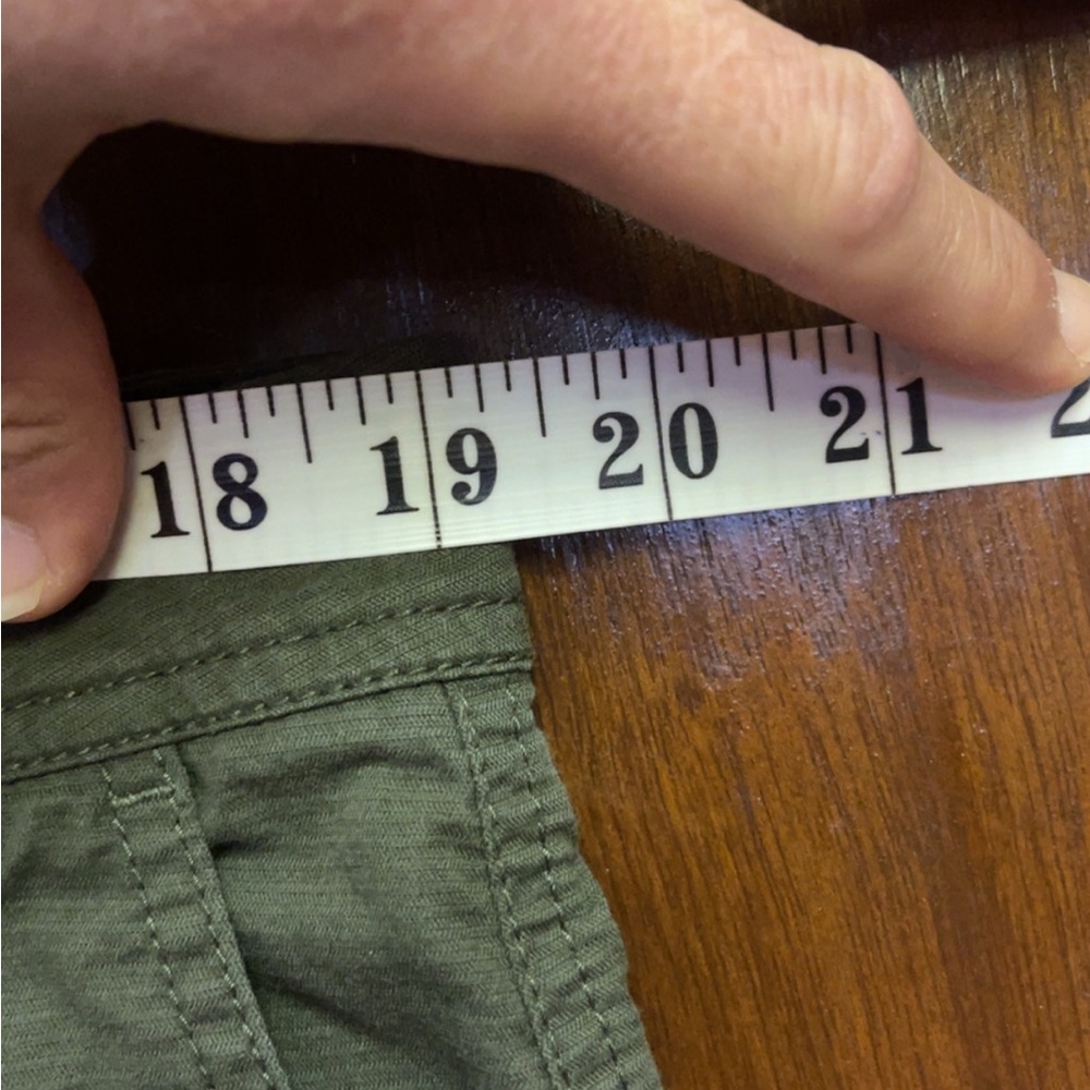NWOT - 36 - Goodfellows Olive Green Cargo Shorts - Picture 5 of 5